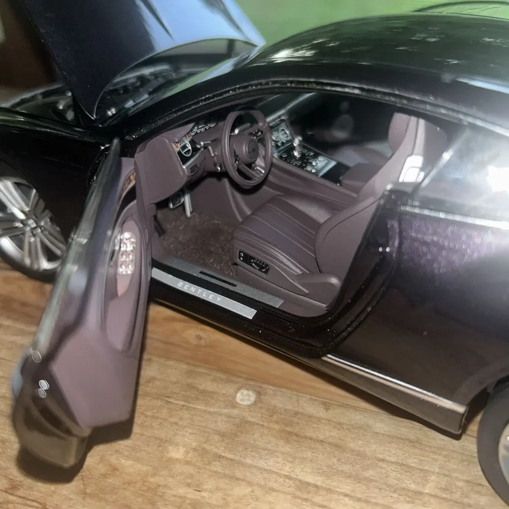 NOREV 2018 Bentley Continental GT 1/18 Scale Damson Violet- MISSING SIDE MIRRORS